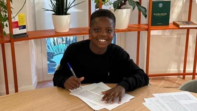 星空体育热点资讯 - 巴萨U12的尼日利亚新星与耐克签约，经纪人：他家人要求的